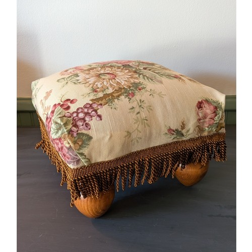 Vintage floral tapestry - vintage,