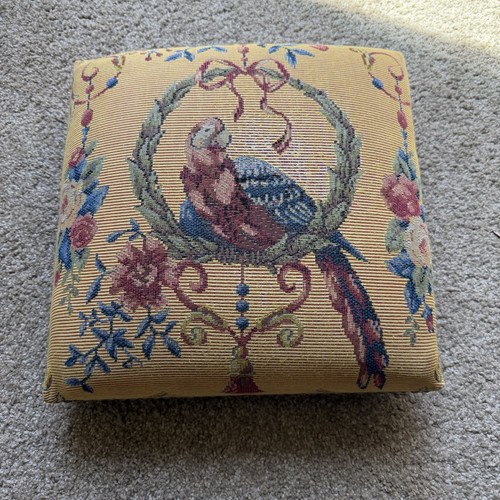 Vintage padded tapestry - tapestry, low